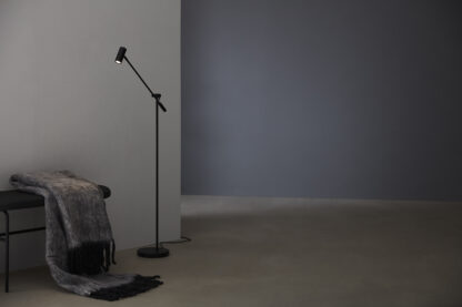Cato gulvlampe LED mattsvart dimbar - Bilde 5