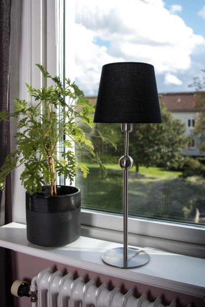 Astrid bordlampe krom