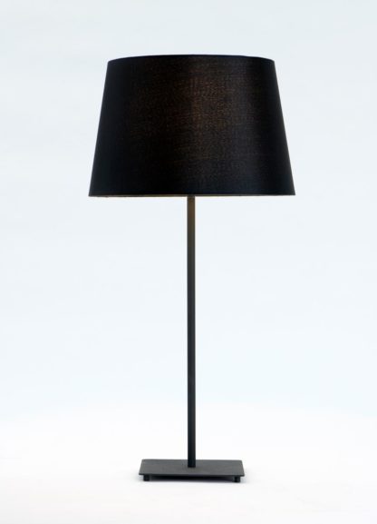 Tommy bordlampe sort m/skjerm
