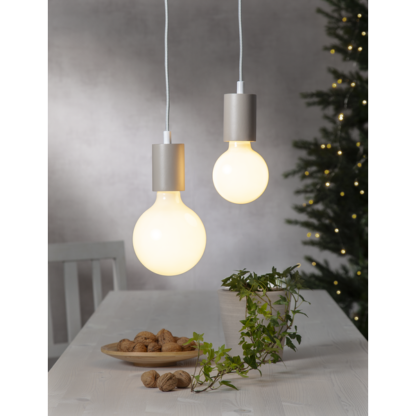 Star illumination LED E27 globe 7,5W 3-step dim