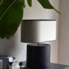 Manhattan bordlampe S matt sort u/skjerm - Bilde 2
